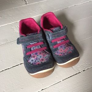 Toddler size 8 sneakers